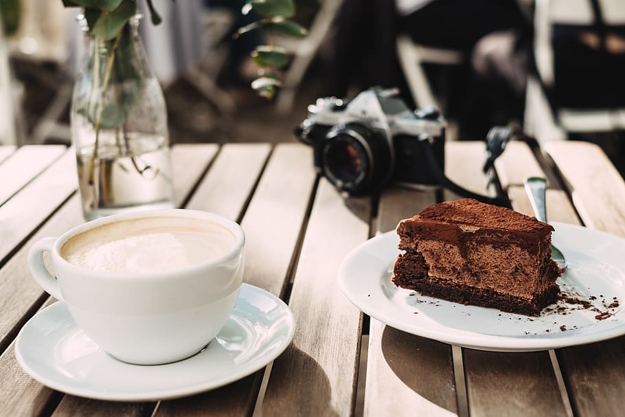 Chocolate Cake Near Milk on Cup, beverage, caffeine, candy, cappuccino HD wallpaper