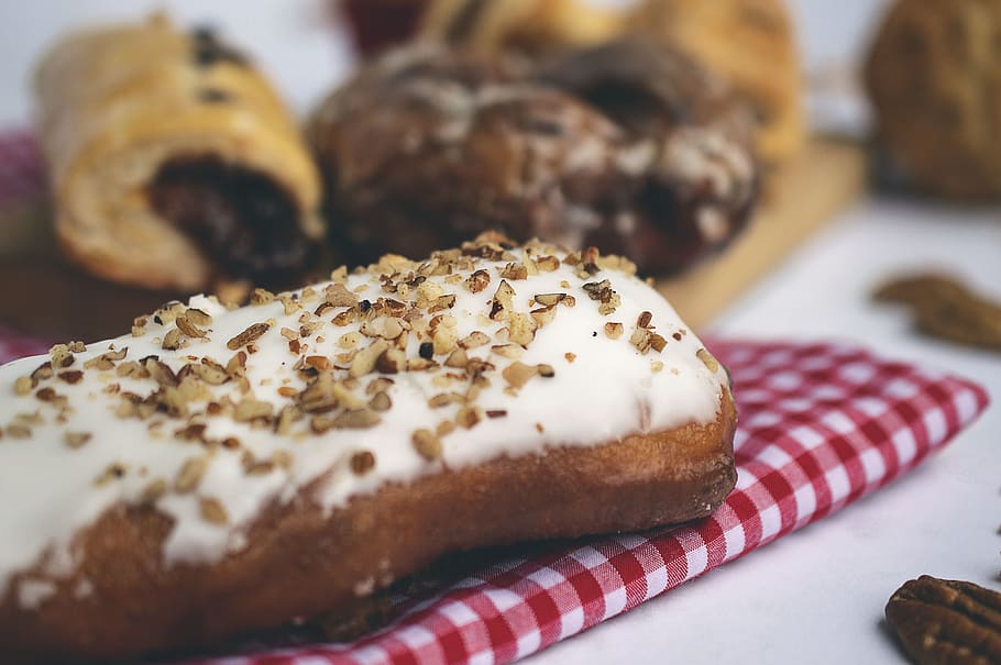 cookie with peanut toppings, bread, food, dessert, sweets, confectionery HD wallpaper