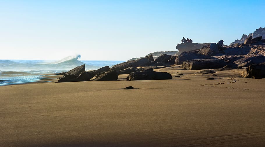 beach, windy, waves, guys, people, sand, rocks, travel, landscape HD wallpaper