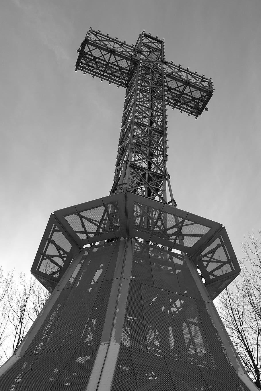 construction crane, cross, canada, symbol, mount-royal, montreal