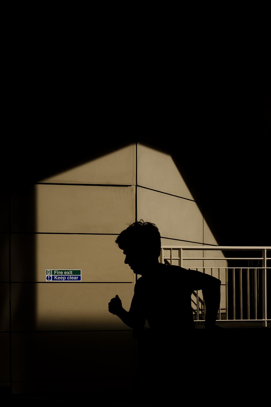 silhouette of running man, real people, one person, lifestyles HD wallpaper