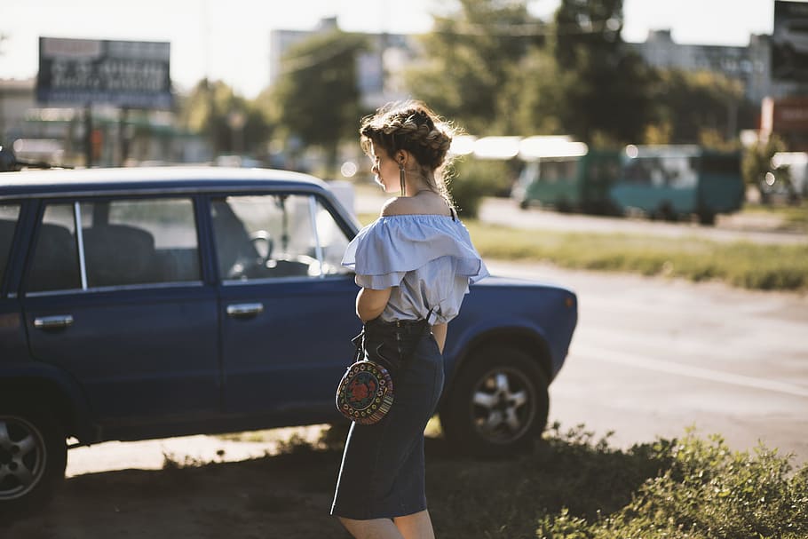 Woman Walking Near Sedan, auto, automobile, bag, blurred background HD wallpaper