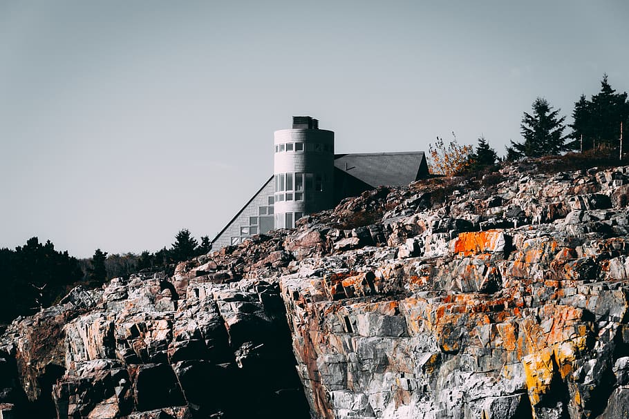 Gray House on Brown Rocks, architecture, blue sky, building, cliff HD wallpaper