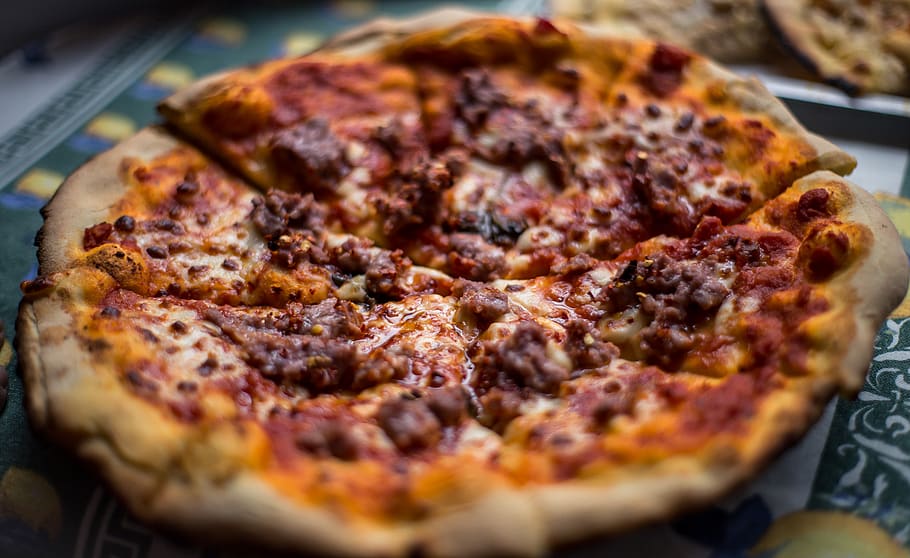 pizza with meat toppings, food, food and drink, freshness, indoors HD wallpaper