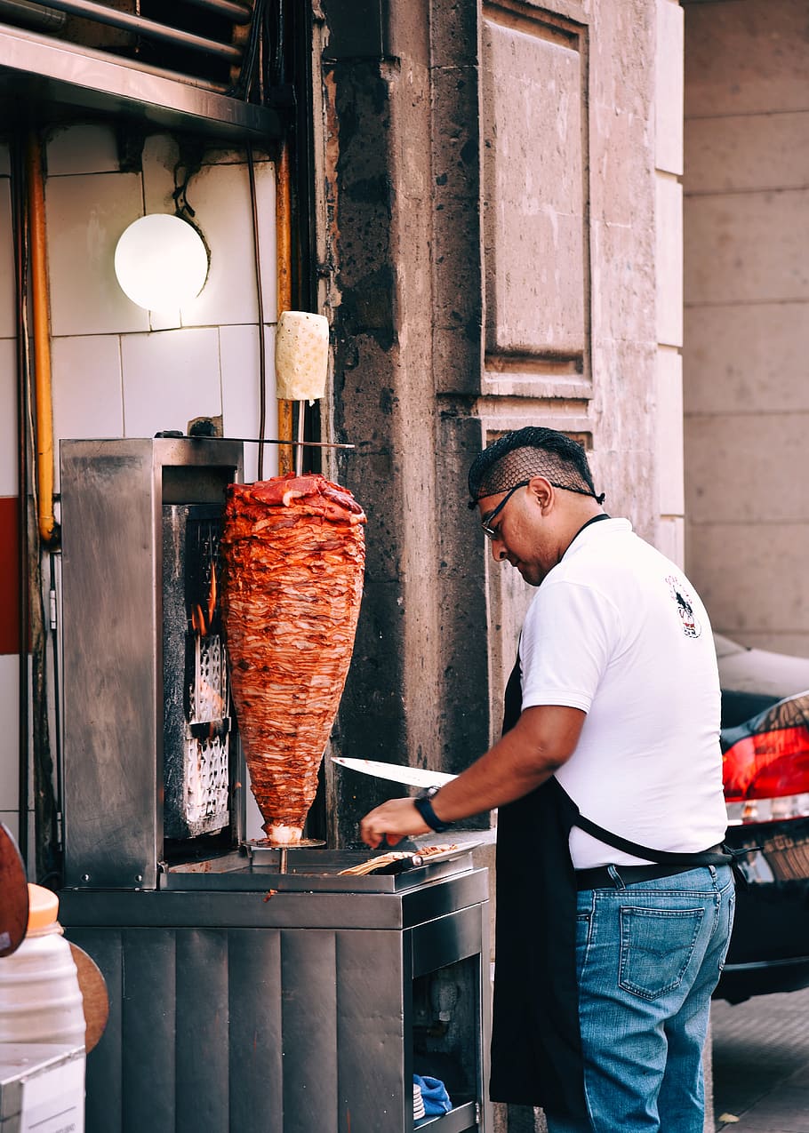 man doing gyro machine, real people, men, one person, occupation HD wallpaper
