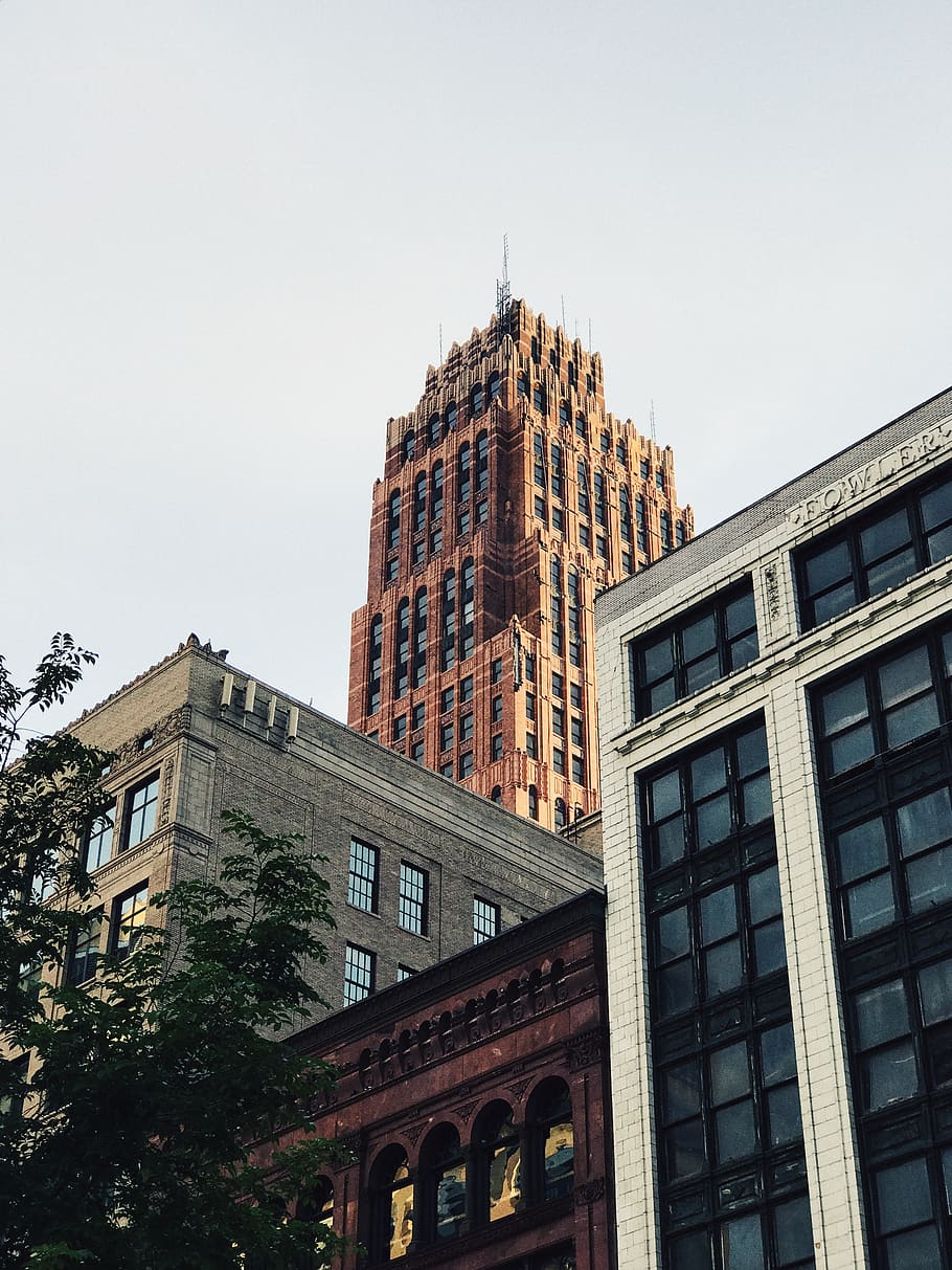 detroit-united-states-downtown-symmetrical.jpg