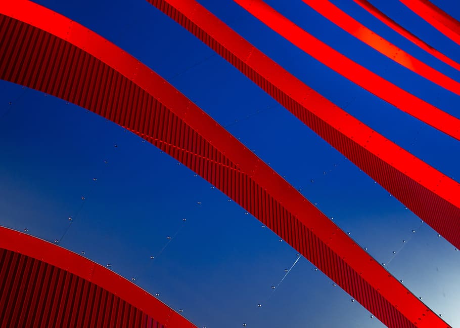 red and blue digital wallpaper, architecture, wafe, facade, exterior HD wallpaper