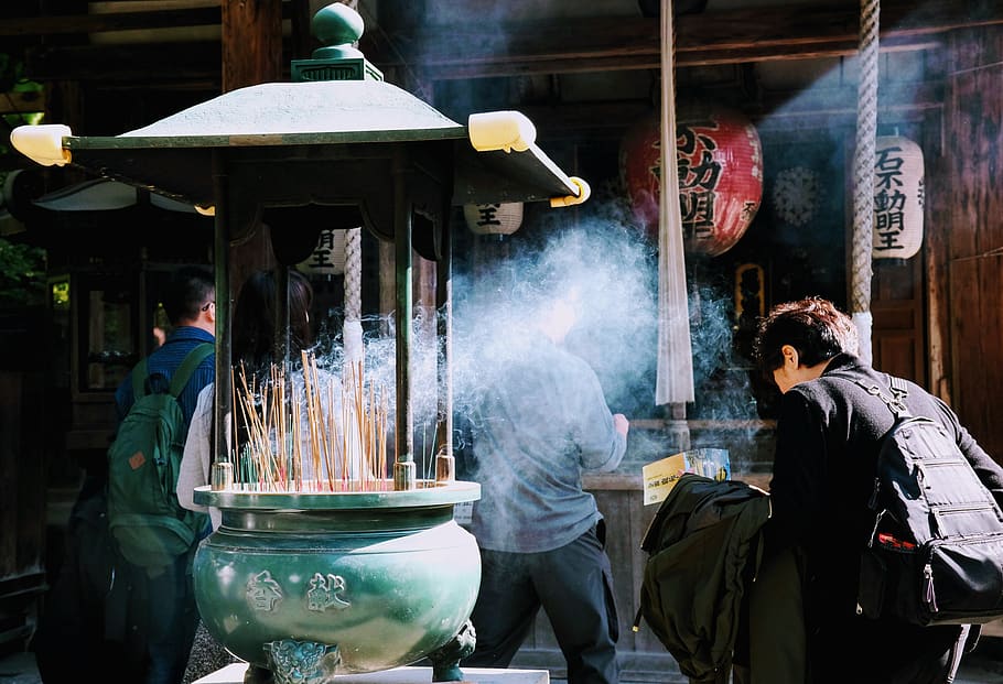 japan, kyoto prefecture, incense, old woman, pray, light, smoke, HD wallpaper