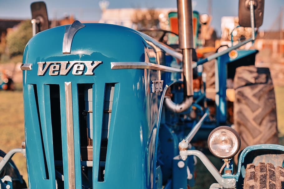 tractor, blue, agricultural machine, focus on foreground, day HD wallpaper