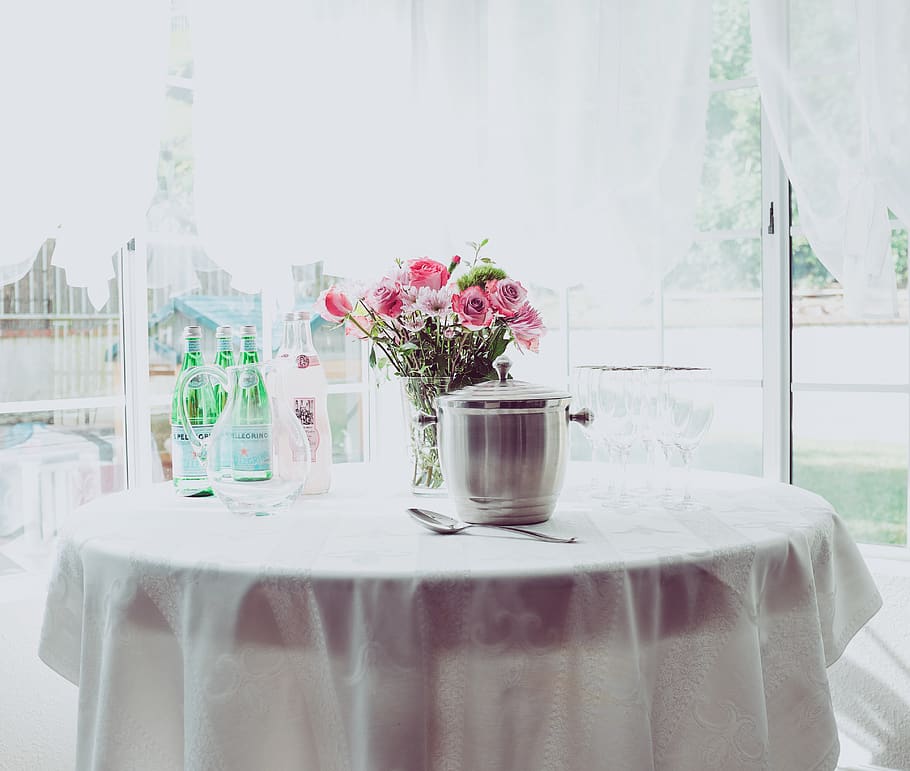 bright, tea, tea time, daytime, table, cute, flowers, rose HD wallpaper