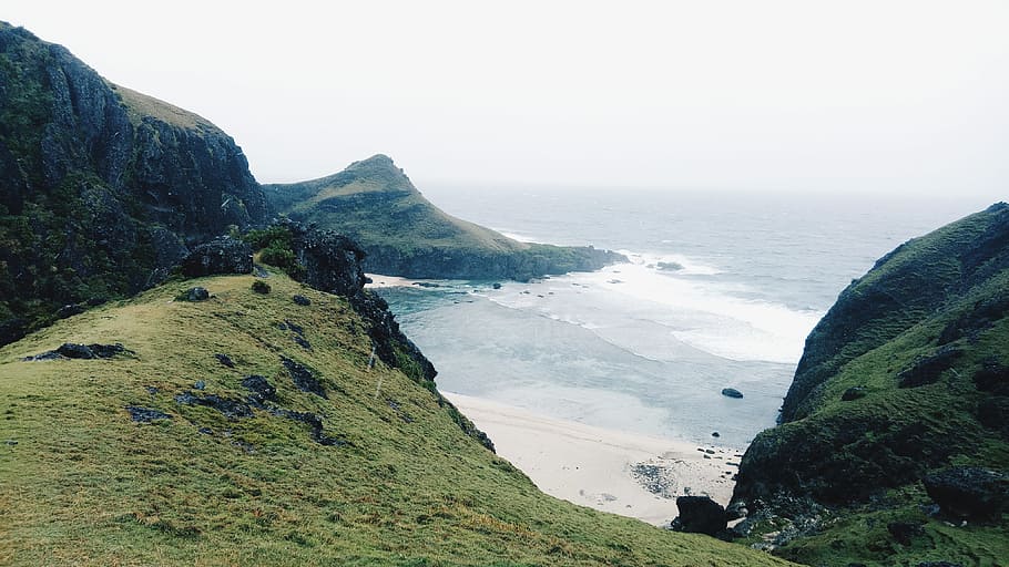 Green Mountain Ruins Near Seashore, Batanes, bay, beach, cliff HD wallpaper