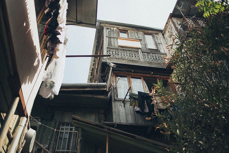 Low Angle Photography Of Wooden House, architecture, perspective HD wallpaper