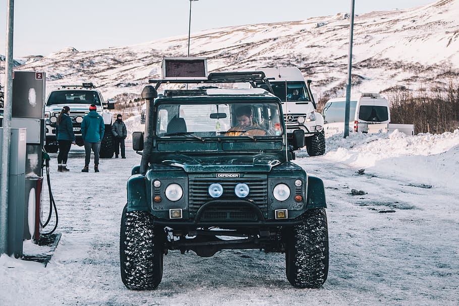 green off-road SUV, snow, mode of transportation, land vehicle HD wallpaper