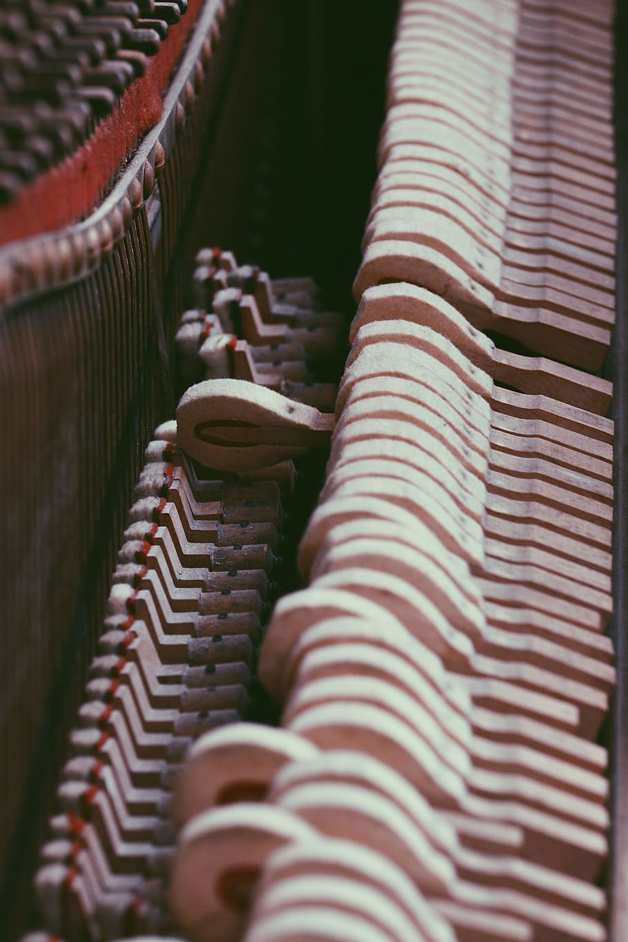 brown piano interior keys, roof, tile roof, sheffield, sheffield train station piano hammers HD wallpaper