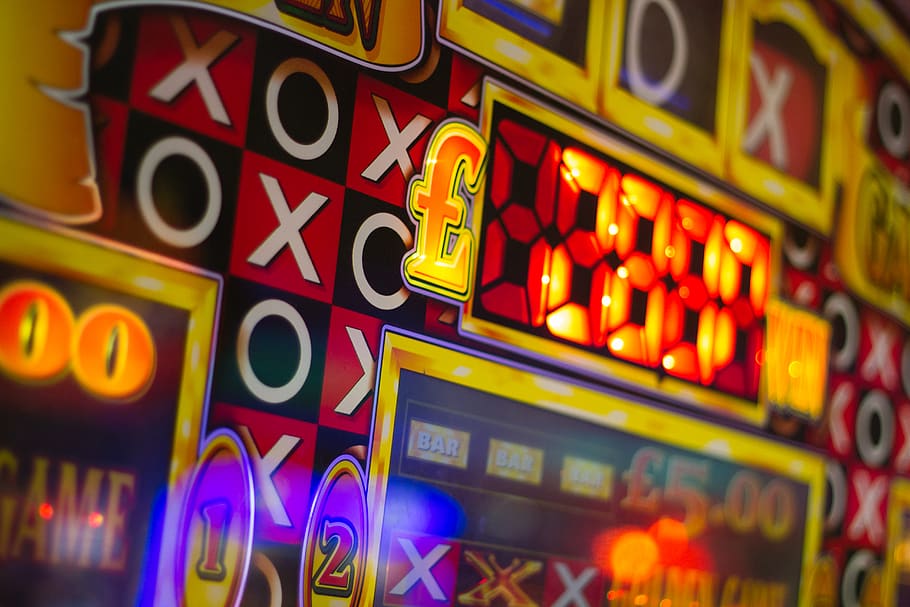 gambling-gamble-colorful-neon.jpg