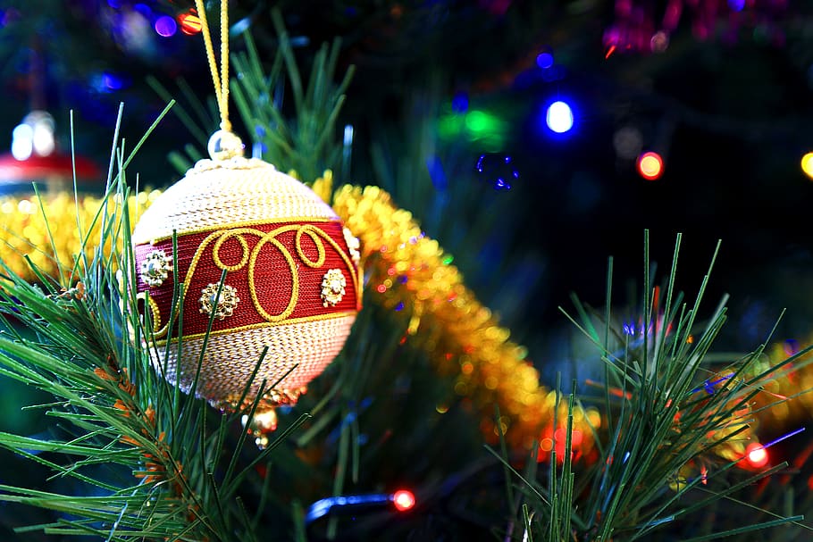 bauble, christmas, ball, round, christmas tree, tinsel, decorations HD wallpaper