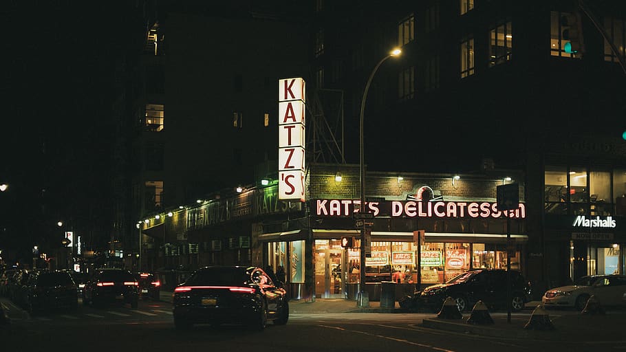 Katzs store at nighttime, city, transportation, illuminated, architecture HD wallpaper