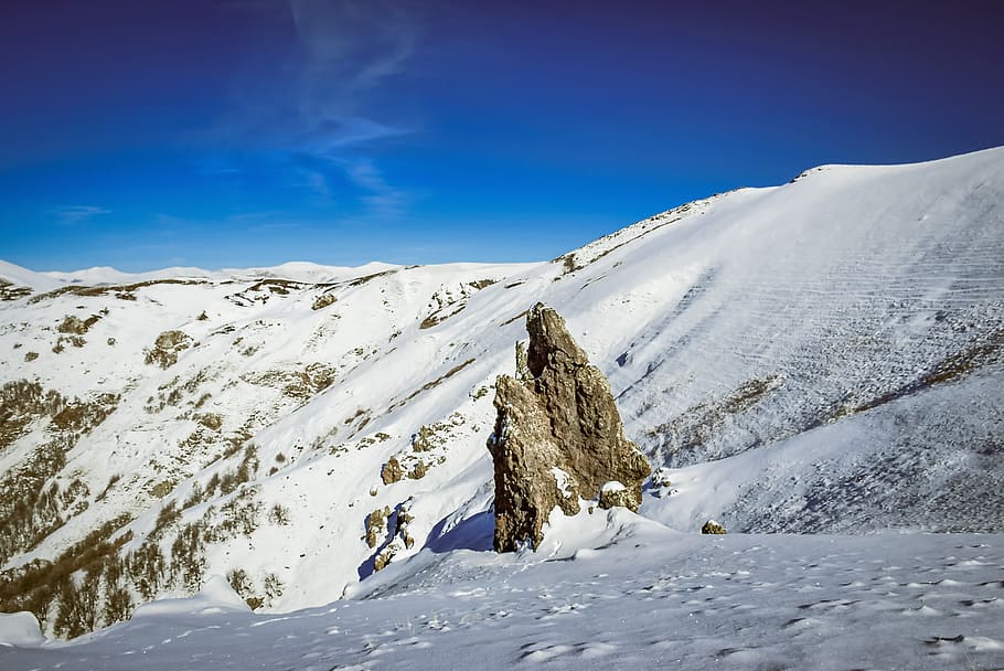 mountain covered by snow during daytime, outdoors, nature, ice HD wallpaper