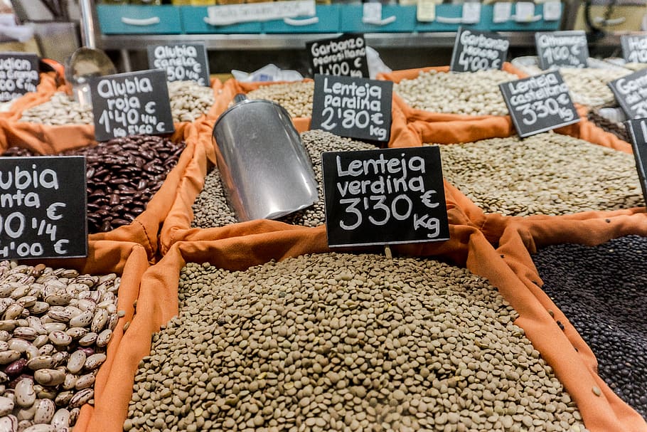 Sacks of Pellets, beans, close-up, commerce, dry, market, marketplace HD wallpaper
