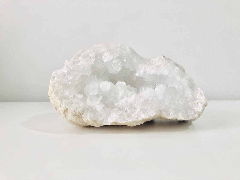 white geode rock, crystal, quartz, netherlands, rotterdam, food, HD wallpaper