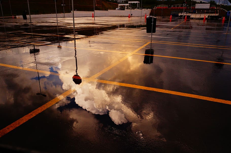 street, rua, wet, molhado, water, água, yellow, amarelo, reflex, HD wallpaper