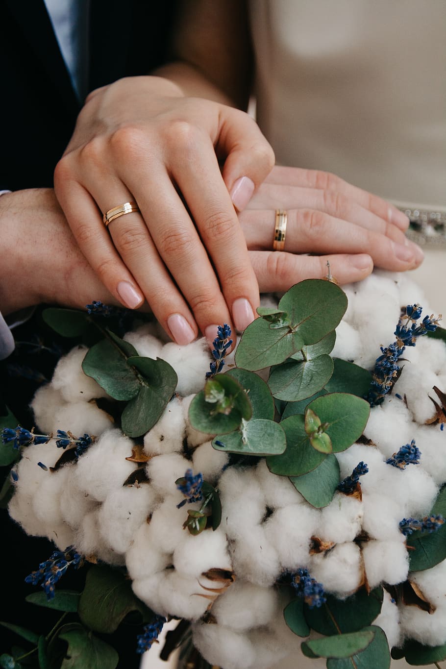 Wedding Rings, adult, beautiful, blossom, bouquet, bride, close-up, HD wallpaper