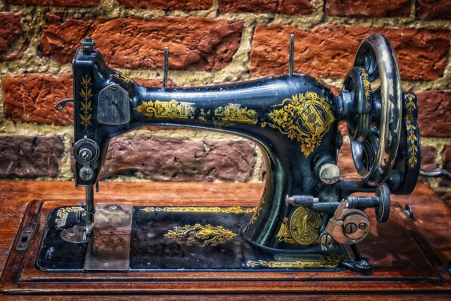 HD wallpaper: sewing machine, singer, old, crank, fashion, historically,  nostalgia | Wallpaper Flare