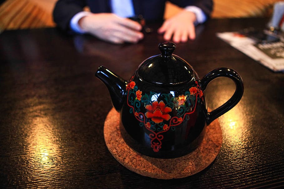 teapot, hand, close-up, food and drink, table, indoors, human hand HD wallpaper