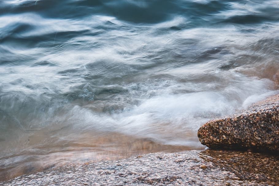 Body Of Water, beach, daylight, ocean, sea, seashore, rock, rock - object HD wallpaper
