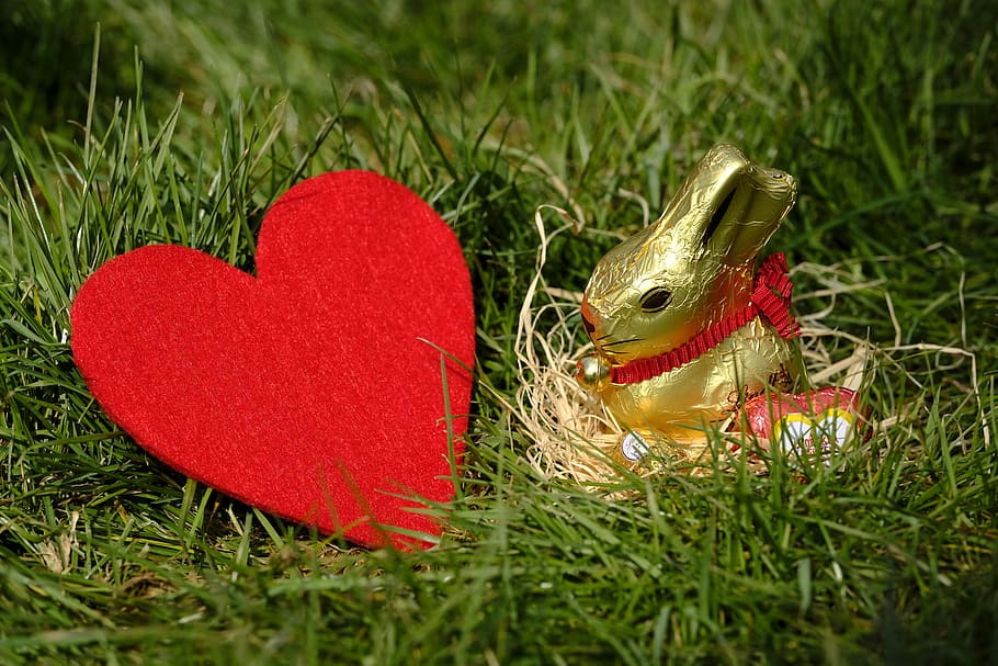hare, easter bunny, figure, chocolate, love, heart, affection HD wallpaper