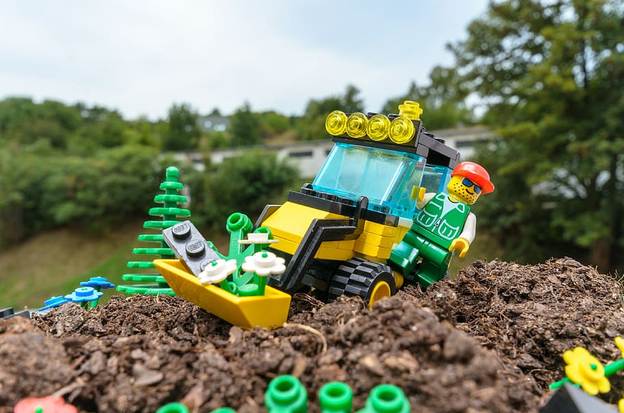 lego, toys, childhood, digger, shovel, excavator, backhoe, play, HD wallpaper