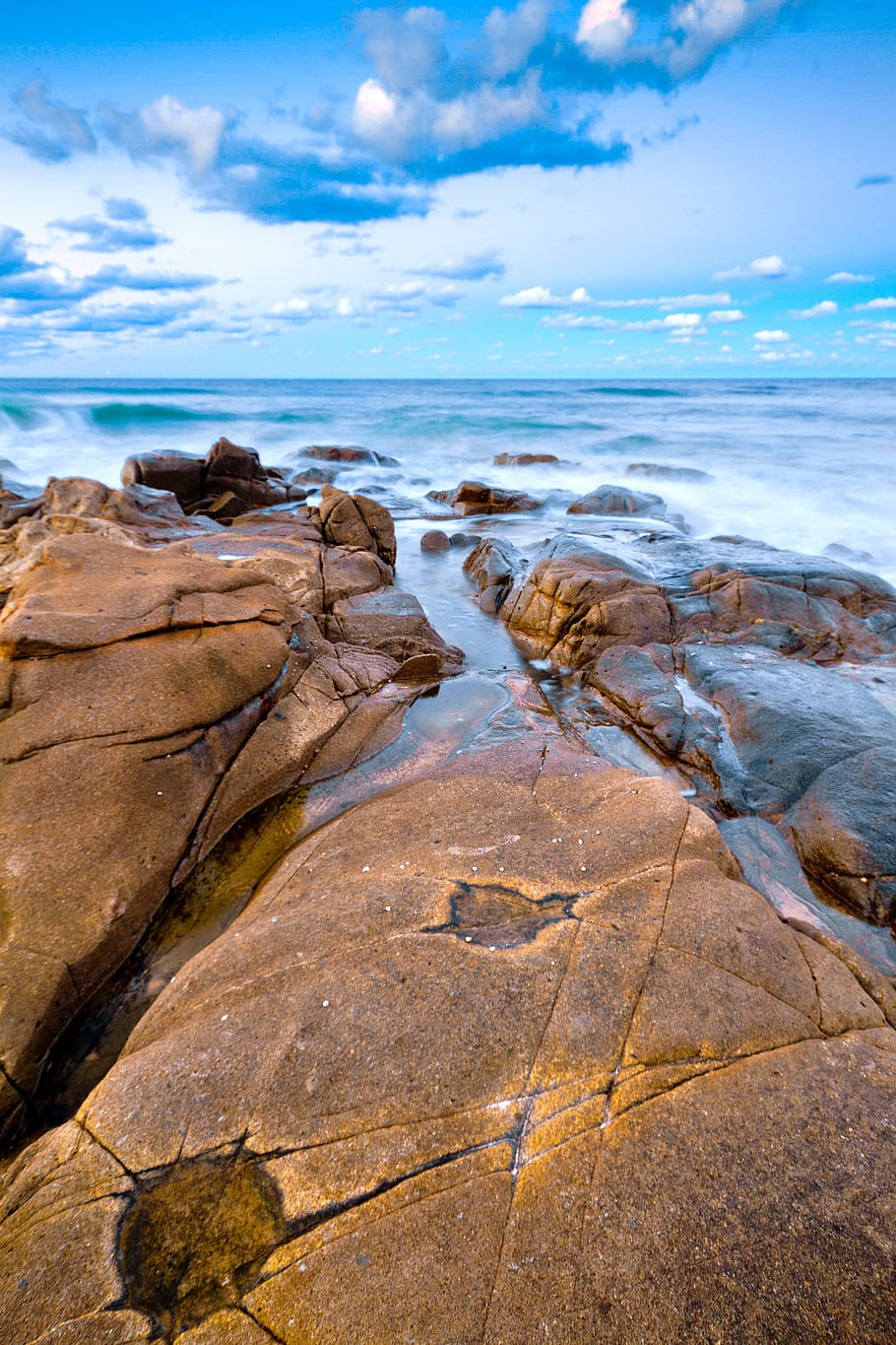 Rocky Coastline During a Cloudy Day, sea, sky, water, scenics - nature HD wallpaper
