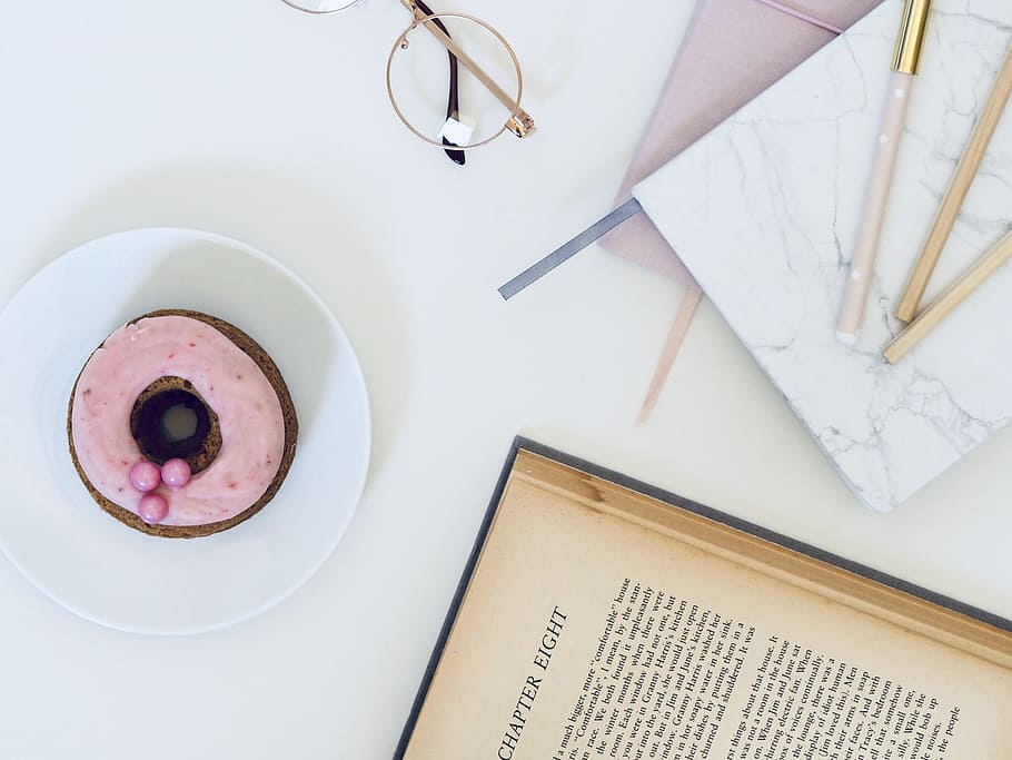 donut on white ceramic saucer, book, desk, notebook, desktop HD wallpaper