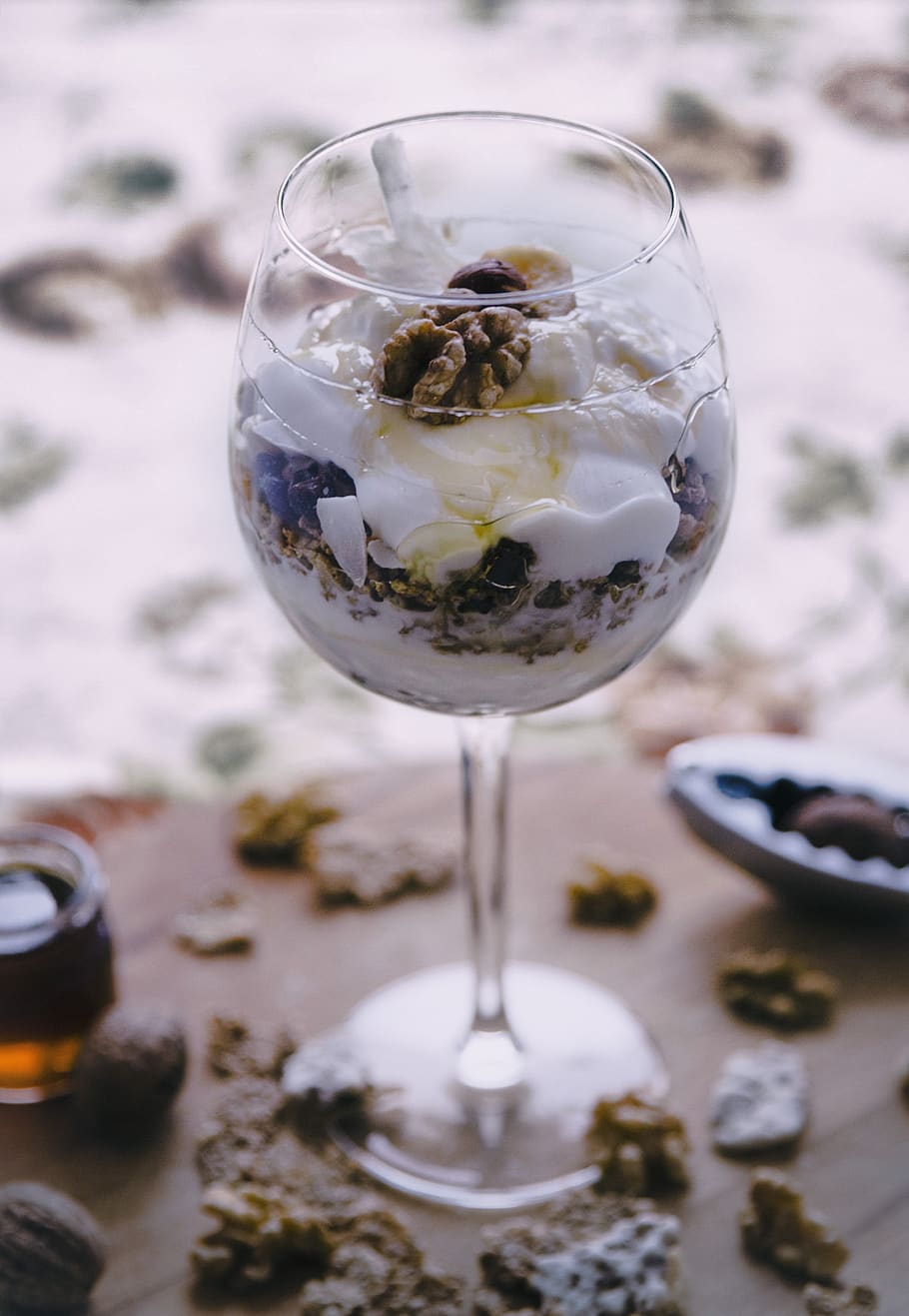 yogurt, muesli, breakfast, dessert, fresh, food, health, fruit HD wallpaper