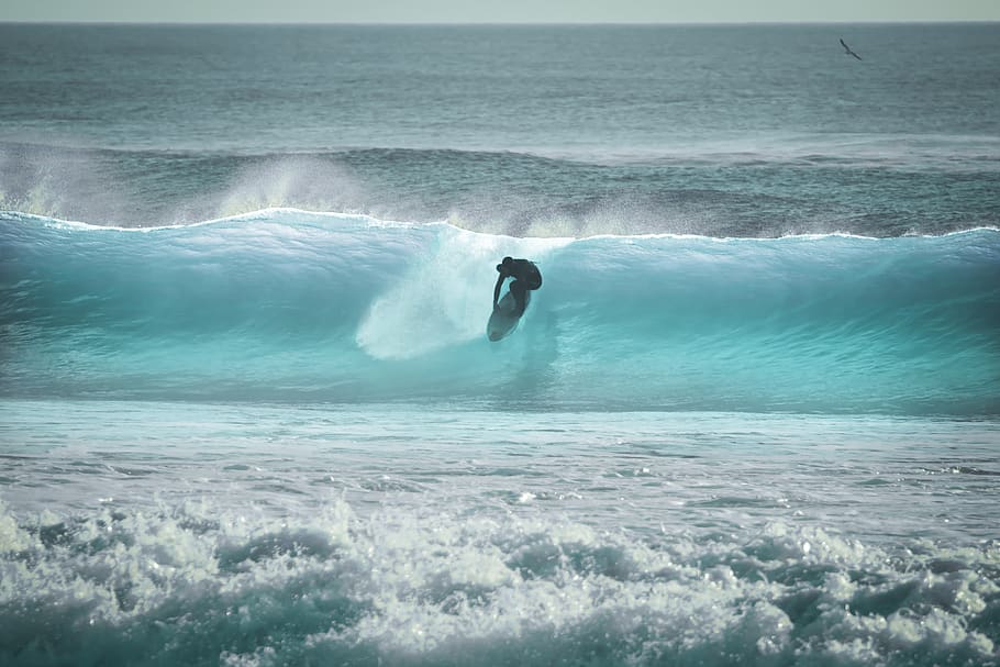 man surfboarding on big waves, water, ocean, sea, nature, outdoors HD wallpaper