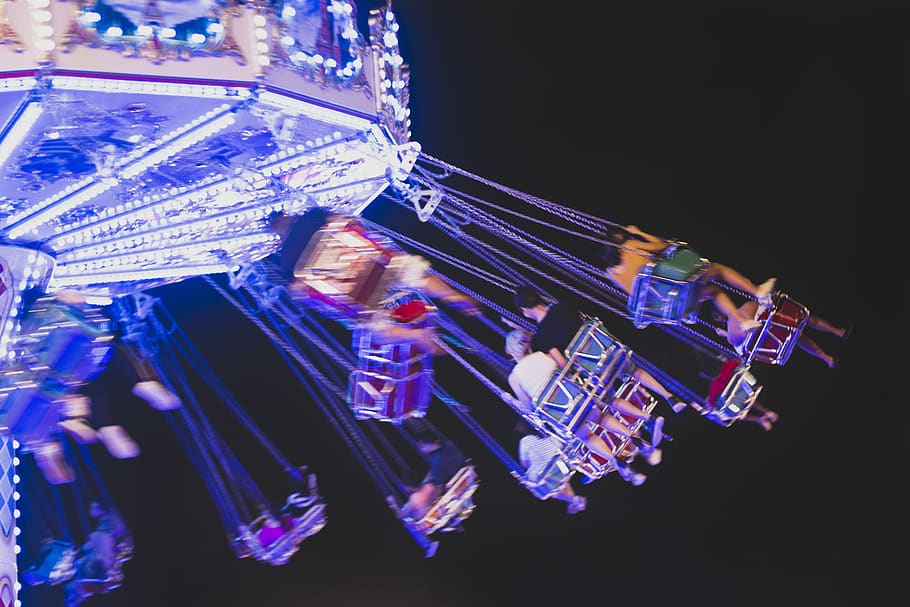 multicolor carousel, black background, studio shot, technology HD wallpaper