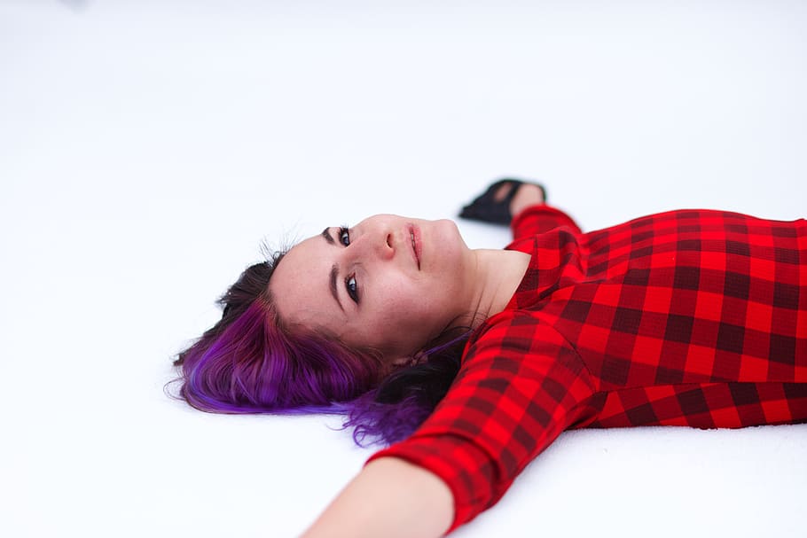 woman lying down while smiling, one person, young adult, relaxation HD wallpaper
