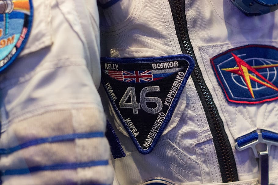 tim peake, uk, space suit, worn in the soyuz space capsule, HD wallpaper