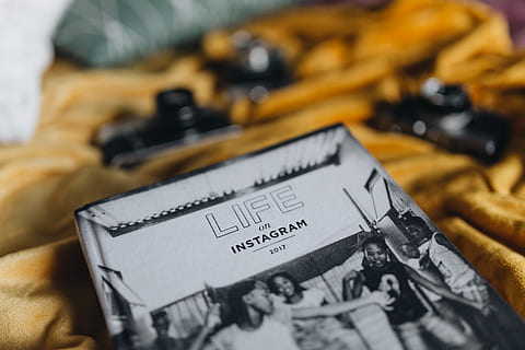 Life on Instagram Book and Vintage Cameras, old, social media HD wallpaper