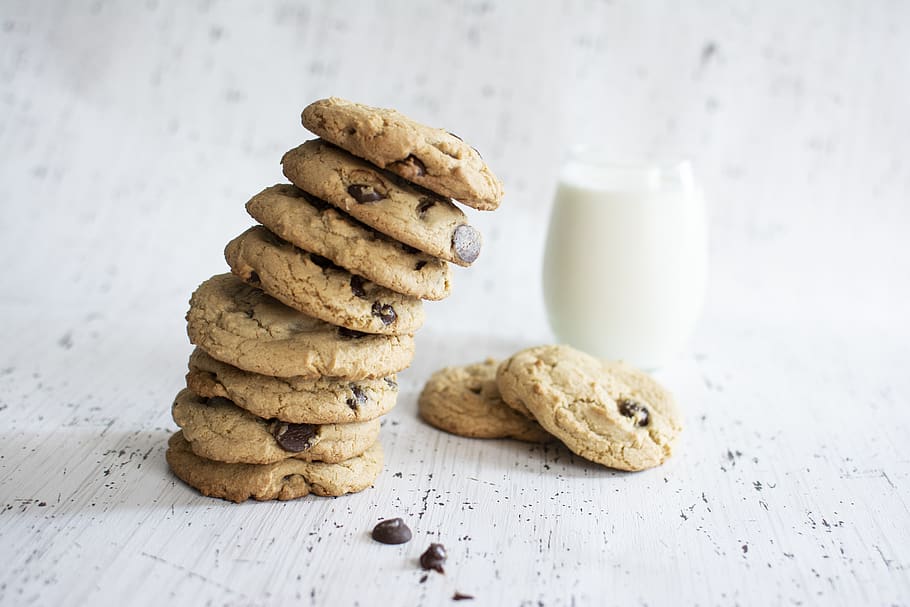 stack of cookies and glass of milk, food and drink, baked, sweet food, HD wallpaper