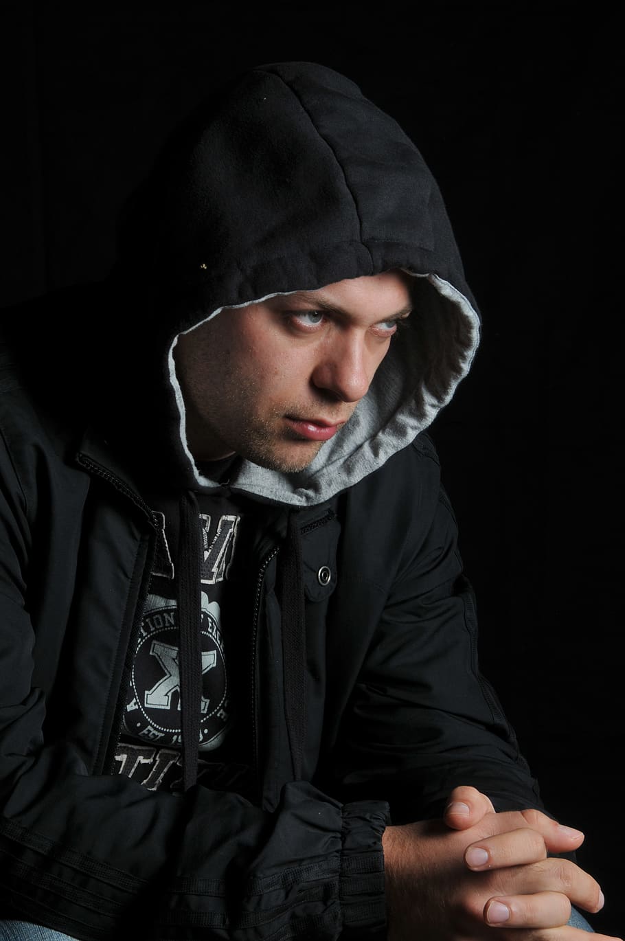 male, pose, model, clothes, mysterious, light, man, young, person HD wallpaper