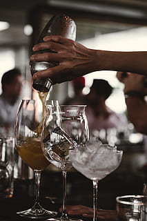 splash, hands, barman, evening, shaker, ice, glass, cocktail HD wallpaper