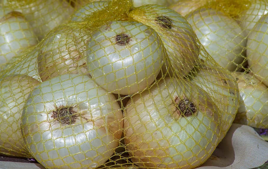 onions, net, vegetable, market, harvest, close-up, food and drink HD wallpaper