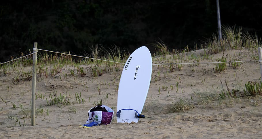 silent, silence, rest, board, surfboard, beach, sand, day out HD wallpaper