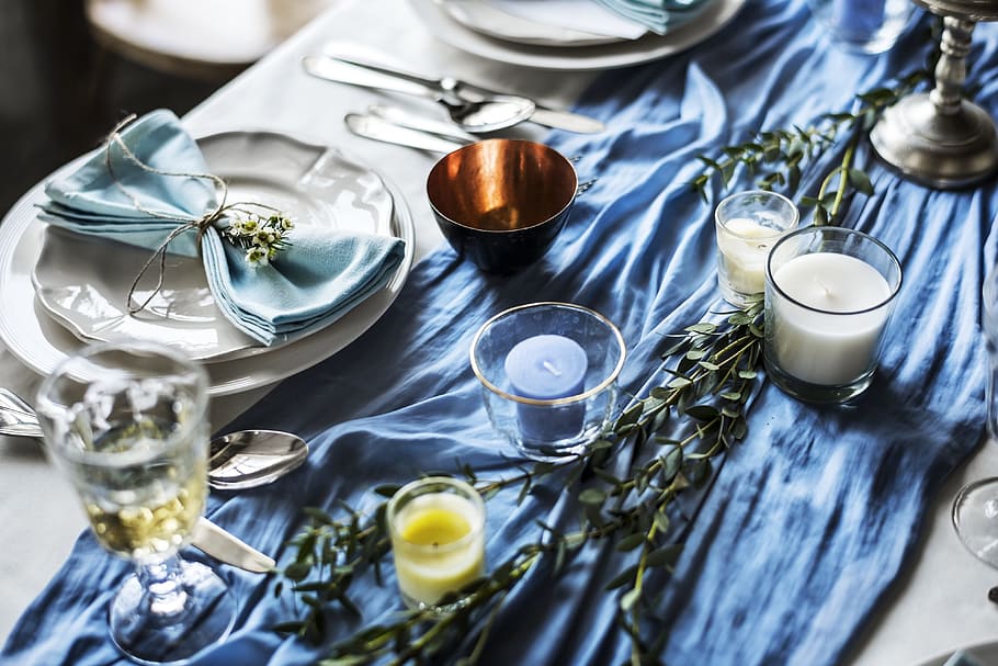 table, cloth, candle, setting, dishes, plate, napkin, silverwear HD wallpaper