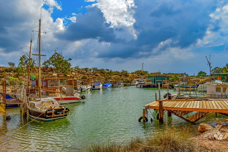 fishing boats, dock, fishing shelter, picturesque, reflections, HD wallpaper