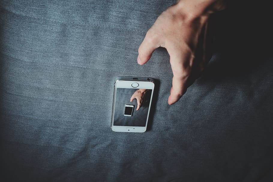 silver iPhone 6 on gray textile, electronics, tablet computer HD wallpaper