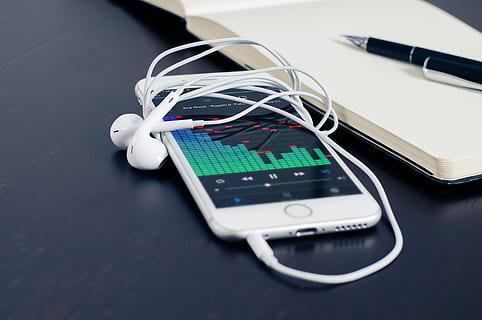 Turned on Silver Iphone 6, apple, cell, chart, communication HD wallpaper
