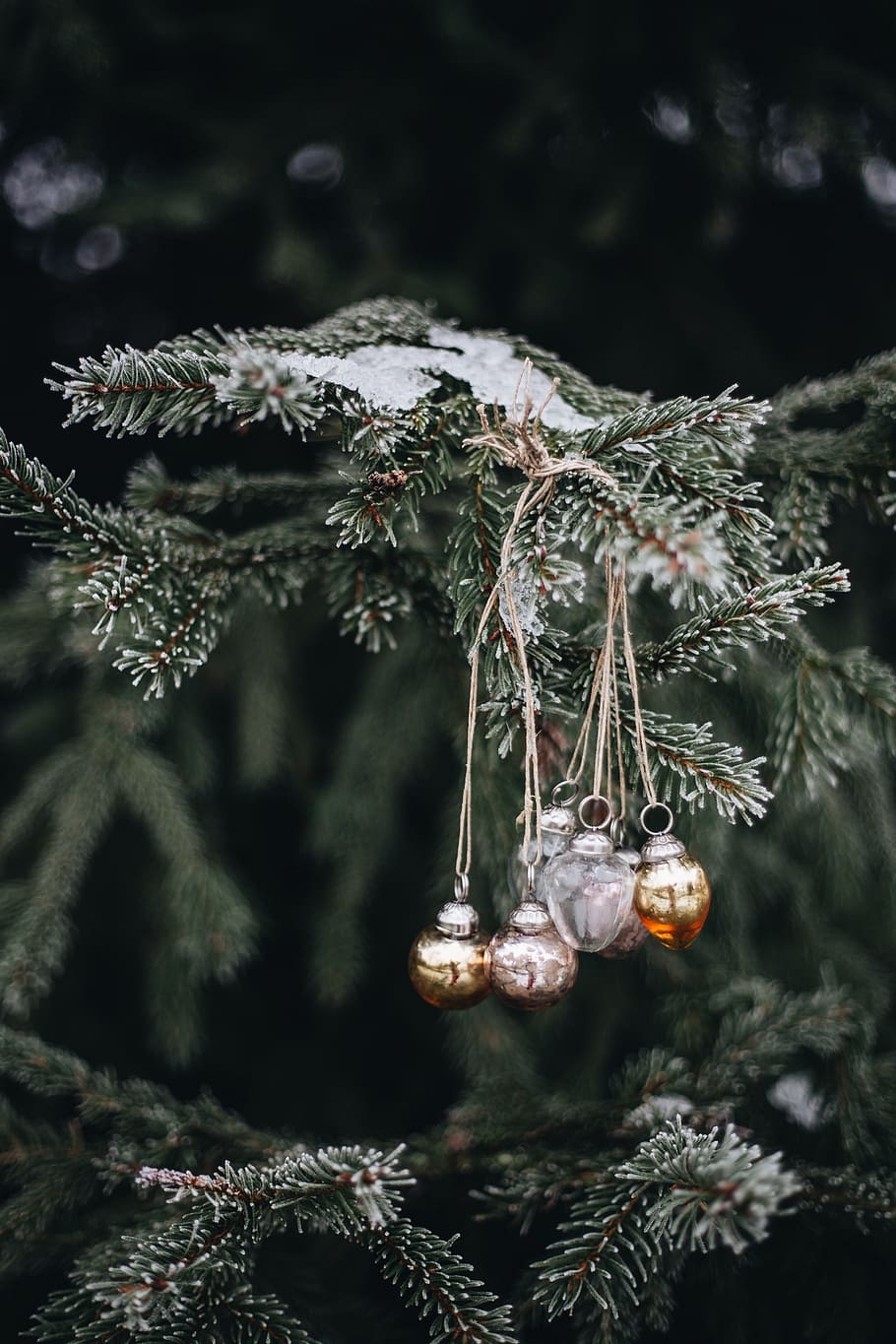 Chic holiday decor, tree, decorations, christmas, Christmas balls HD wallpaper