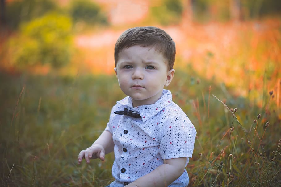 Selective Focus Photography of Toddler Wearing White Polo Shirt, HD wallpaper